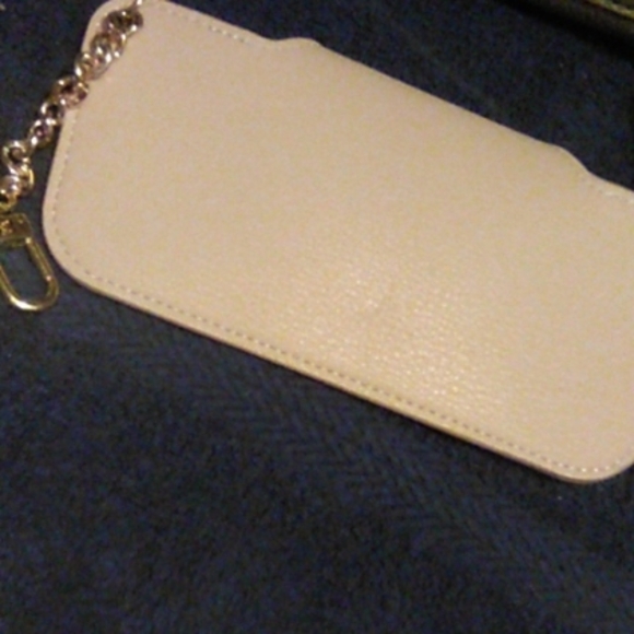 Glass case - Picture 3 of 3